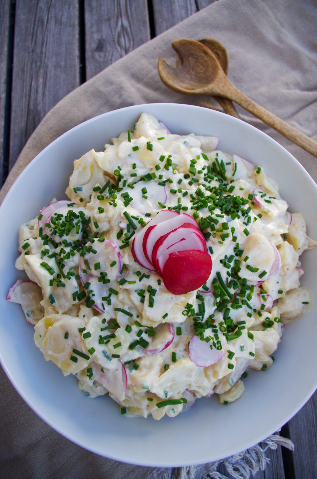 Kartoffelsalat mit Radieschen und Senf