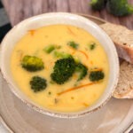 Brokkoli Cheddar Suppe